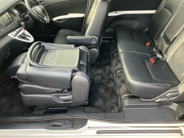 アイシス プラタナ　Ｖセレクションホワイトインテリアパッケージ　ナビ／ＴＶ／ＤＶＤ／ＢＴ　ＥＴＣ　両側電動スライドドア　オートエアコン　アルミホイール　プラズマクラスター　フロントバンパー電動ポール　足踏み式駐車ブレーキ　ステアリングリモコン　キーフリーシステム（62枚目）