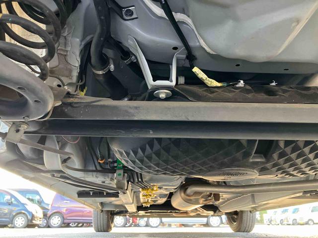 ムーヴキャンバス ＧブラックアクセントＶＳ　ＳＡＩＩＩ　ナビ／ＴＶ／ＤＶＤ／ＢＴ／ＵＳＢ　全周囲カメラ　前後ドラレコ　ＬＥＤヘッドライト　オートライト　オートハイビーム　運転席シートヒーター　キーフリーシステム　盗難防止アラーム　両側Ｐスライド　革巻ステア（32枚目）