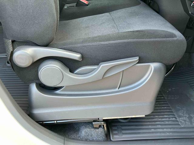 ムーヴキャンバス ＧブラックアクセントＶＳ　ＳＡＩＩＩ　ナビ／ＴＶ／ＤＶＤ／ＢＴ／ＵＳＢ　全周囲カメラ　前後ドラレコ　ＬＥＤヘッドライト　オートライト　オートハイビーム　運転席シートヒーター　キーフリーシステム　盗難防止アラーム　両側Ｐスライド　革巻ステア（51枚目）