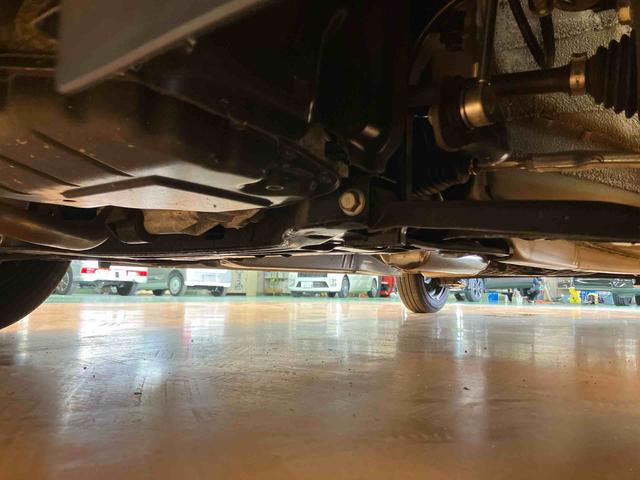 ムーヴキャンバス セオリーＧ　衝突回避支援システム　横滑り防止装置　アイドリングストップ　置きラクボックス　ホットカップホルダー　前席シートヒーター　前後コーナーセンサー　ホールド機能付き電動パーキングブレーキ（64枚目）