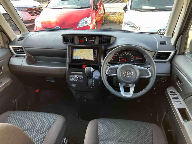 ルーミー Ｇ－Ｔ　ターボ　ナビ／ＢＴ／ＴＶ／ＤＩＳＣ／バックカメラ／ステアリングスイッチ　前後ドラレコ　両側パワスラ　１４インチアルミ　ＬＥＤヘッド＆フォグ　プッシュボタンスタート　シートヒーター　衝突被害軽減ブレーキ（5枚目）