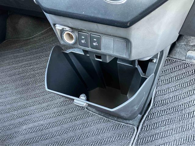 ルーミー Ｇ－Ｔ　ターボ　ナビ／ＢＴ／ＴＶ／ＤＩＳＣ／バックカメラ／ステアリングスイッチ　前後ドラレコ　両側パワスラ　１４インチアルミ　ＬＥＤヘッド＆フォグ　プッシュボタンスタート　シートヒーター　衝突被害軽減ブレーキ（40枚目）