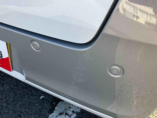 ムーヴキャンバス ストライプスＧ　バックカメラ　ＬＥＤヘッドランプ　オートライト　ＡＤＢ　両側Ｐスラ　ホッとカップホルダー　前後コーナーセンサー　シートヒーター　電動駐車ブレーキ　スマアシ　オートエアコン　キーフリー　プッシュスタート（32枚目）