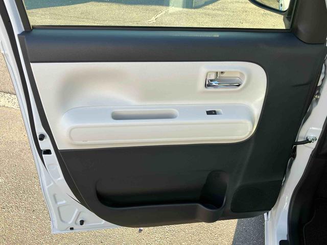 ムーヴキャンバス ストライプスＧ　バックカメラ　ＬＥＤヘッドランプ　オートライト　ＡＤＢ　両側Ｐスラ　ホッとカップホルダー　前後コーナーセンサー　シートヒーター　電動駐車ブレーキ　スマアシ　オートエアコン　キーフリー　プッシュスタート（63枚目）