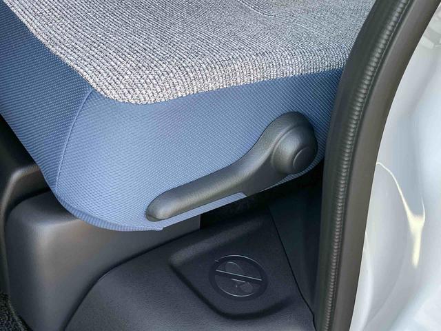 ムーヴキャンバス ストライプスＧ　バックカメラ　ＬＥＤヘッドランプ　オートライト　ＡＤＢ　両側Ｐスラ　ホッとカップホルダー　前後コーナーセンサー　シートヒーター　電動駐車ブレーキ　スマアシ　オートエアコン　キーフリー　プッシュスタート（68枚目）