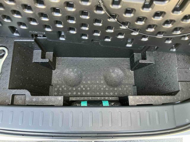 ムーヴ カスタム　Ｘ　ＳＡ　衝突被害軽減ブレーキ　ＥＴＣ　トップシェイドガラス　ＬＥＤヘッドライト　オートライト　キーフリーシステム　盗難防止アラーム　アイドリングストップ　足踏み式駐車ブレーキ　オートエアコン　アルミホイール（18枚目）