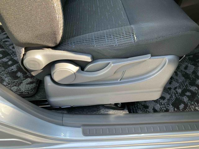 ムーヴ カスタム　Ｘ　ＳＡ　衝突被害軽減ブレーキ　ＥＴＣ　トップシェイドガラス　ＬＥＤヘッドライト　オートライト　キーフリーシステム　盗難防止アラーム　アイドリングストップ　足踏み式駐車ブレーキ　オートエアコン　アルミホイール（51枚目）