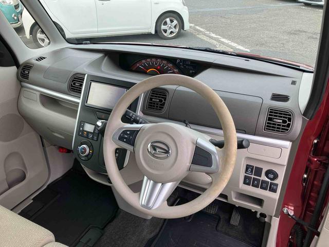 タント Ｘ　ＳＡ　ナビ／ＴＶ／ＤＶＤ／ＢＴ／ＵＳＢ　バックカメラ　オートライト　オートエアコン　左側電動スライドドア　スマアシ　シートリフター　キーフリー　盗難防止アラーム　ステアリングリモコン　チルトステアリング（8枚目）