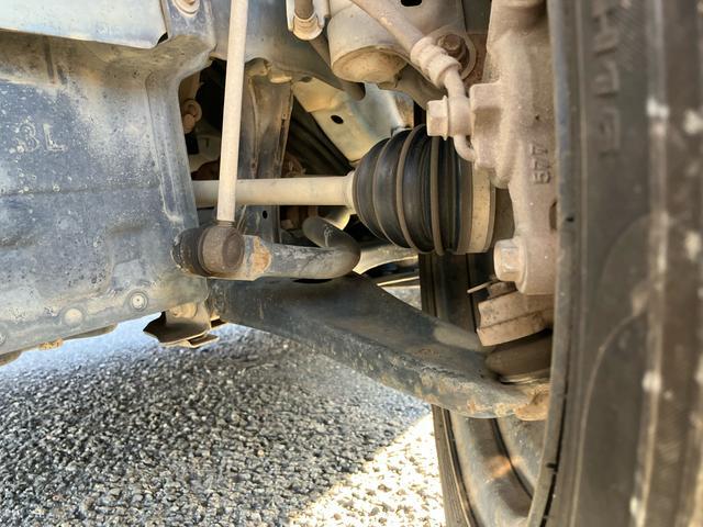 タント Ｌ　ＳＡＩＩ　ナビ／ＢＴ／ＤＴＶ／ＣＤ／ＤＶＤ　スライドドア　助手席側センターピラーレス　電動格納ドアミラー　プライバシーガラス　キーレスエントリー　セキュリティアラーム　横滑り防止装置　衝突被害軽減ブレーキ（11枚目）