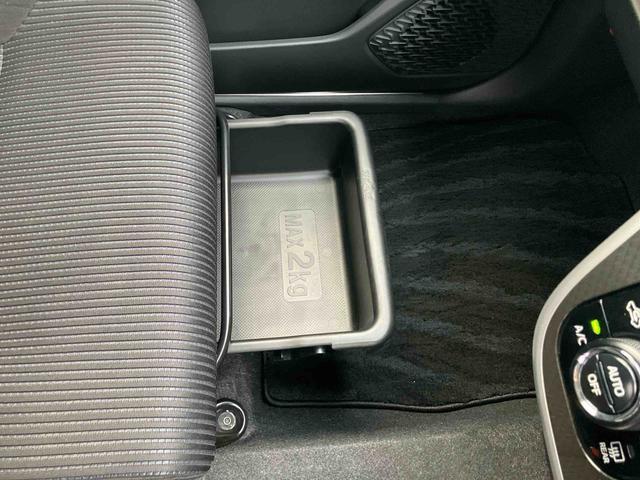 ムーヴ カスタム　ＸリミテッドＩＩ　ＳＡＩＩＩ　ナビ／ＴＶ／ＤＶＤ／ＢＴ／ＵＳＢ　全周囲カメラ　ＥＴＣ　ドラレコ　運転席シートヒーター　トップシェイドガラス　ＬＥＤヘッドライト　オートライト　オートハイビーム　キーフリー　プッシュスタート　スマアシ（56枚目）