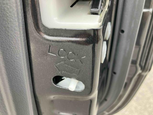 ムーヴ カスタム　ＸリミテッドＩＩ　ＳＡＩＩＩ　ナビ／ＴＶ／ＤＶＤ／ＢＴ／ＵＳＢ　全周囲カメラ　ＥＴＣ　ドラレコ　運転席シートヒーター　トップシェイドガラス　ＬＥＤヘッドライト　オートライト　オートハイビーム　キーフリー　プッシュスタート　スマアシ（64枚目）