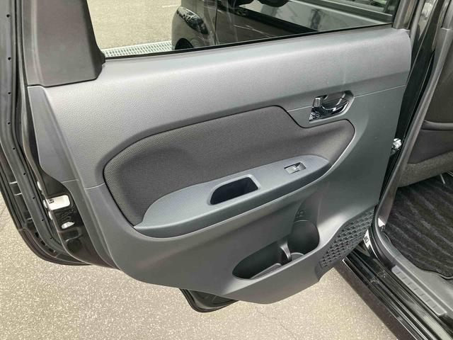 ムーヴ カスタム　ＸリミテッドＩＩ　ＳＡＩＩＩ　ナビ／ＴＶ／ＤＶＤ／ＢＴ／ＵＳＢ　全周囲カメラ　ＥＴＣ　ドラレコ　運転席シートヒーター　トップシェイドガラス　ＬＥＤヘッドライト　オートライト　オートハイビーム　キーフリー　プッシュスタート　スマアシ（66枚目）