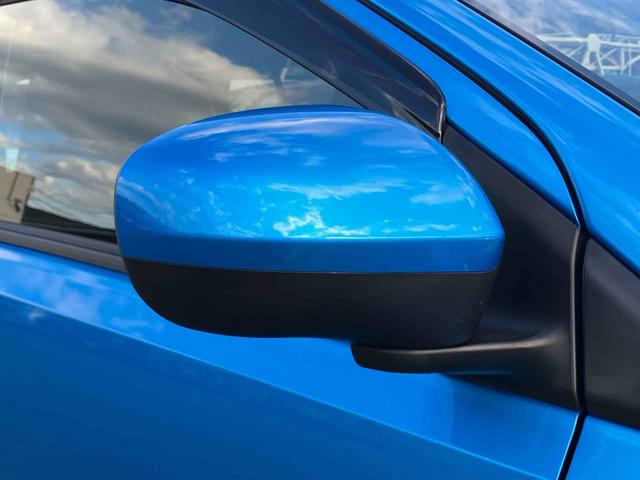 ミライース Ｘ　ＳＡＩＩＩ　ＬＥＤヘッドライト　電動格納ドアミラー　スモークガラス　デジタルメーター　ＣＤ／ＡＵＸ　前後コーナーセンサー　スマアシ　横滑り防止装置　キーレスエントリー　盗難防止アラーム　アイドリングストップ（6枚目）