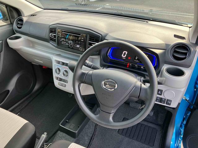 ミライース Ｘ　ＳＡＩＩＩ　ＬＥＤヘッドライト　電動格納ドアミラー　スモークガラス　デジタルメーター　ＣＤ／ＡＵＸ　前後コーナーセンサー　スマアシ　横滑り防止装置　キーレスエントリー　盗難防止アラーム　アイドリングストップ（8枚目）