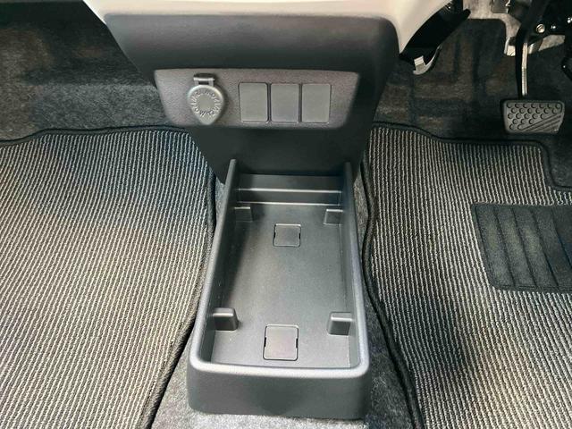 ミライース Ｘ　ＳＡＩＩＩ　ＬＥＤヘッドライト　電動格納ドアミラー　スモークガラス　デジタルメーター　ＣＤ／ＡＵＸ　前後コーナーセンサー　スマアシ　横滑り防止装置　キーレスエントリー　盗難防止アラーム　アイドリングストップ（39枚目）