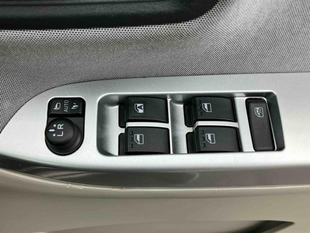 キャスト スタイルG SAII ナビ/TV/DVD/BT/USB Bカメラ ETC LEDヘッドライト オートライト スマアシ オートエアコン 革巻きステアリング ステリモ キーフリー プッシュスタート アルミホイール 盗難防止警報(55枚目)