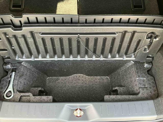 ムーヴ カスタム　ＸリミテッドＩＩ　ＳＡＩＩＩ　スマアシ　全周囲カメラ　ＬＥＤヘッドライト　オートライト　オートハイビーム　トップシェイドガラス　運転席シートヒーター　キーフリー　盗難防止アラーム　アルミホイール　ＤＶＤ・ＵＳＢチューナー　ステリモ（15枚目）