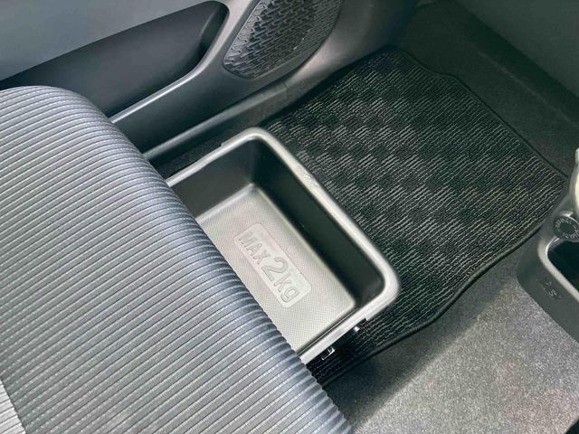 ムーヴ カスタム　ＸリミテッドＩＩ　ＳＡＩＩＩ　スマアシ　全周囲カメラ　ＬＥＤヘッドライト　オートライト　オートハイビーム　トップシェイドガラス　運転席シートヒーター　キーフリー　盗難防止アラーム　アルミホイール　ＤＶＤ・ＵＳＢチューナー　ステリモ（50枚目）