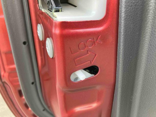 ムーヴ カスタム　ＸリミテッドＩＩ　ＳＡＩＩＩ　スマアシ　全周囲カメラ　ＬＥＤヘッドライト　オートライト　オートハイビーム　トップシェイドガラス　運転席シートヒーター　キーフリー　盗難防止アラーム　アルミホイール　ＤＶＤ・ＵＳＢチューナー　ステリモ（61枚目）