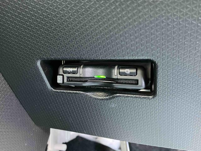 タント Ｘ　９型ナビ／ＢＴ／ＴＶ／ＤＩＳＣ／全周囲カメラ／ステアスイッチ　前後ドラレコ　ＥＴＣ　両側パワスラ　ＬＥＤヘッドライト　スマートキー　シートヒーター　シートバックテーブル　衝突被害軽減ブレーキ（5枚目）