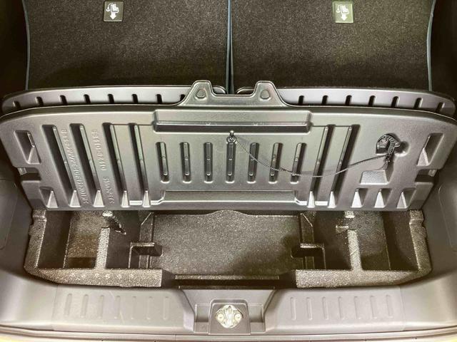 ムーヴキャンバス ストライプスＧターボ　衝突回避支援システム　横滑り防止装置　アダプティブクルーズコントロール　置きラクボックス　ホットカップホルダー　前席シートヒーター　ホールド機能付き電動パーキングブレーキ　両側電動スライドドア（34枚目）