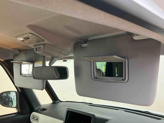 ムーヴキャンバス ストライプスＧターボ　衝突回避支援システム　横滑り防止装置　アダプティブクルーズコントロール　置きラクボックス　ホットカップホルダー　前席シートヒーター　ホールド機能付き電動パーキングブレーキ　両側電動スライドドア（53枚目）