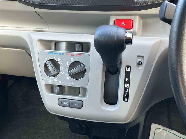 ミライース X SAIII LEDヘッドライト 電動格納ドアミラー プライバシーガラス リヤシートヘッドレスト オートライト キーレスエントリー セキュリティアラーム 横滑り防止装置 コーナーセンサー 衝突被害軽減ブレーキ(32枚目)