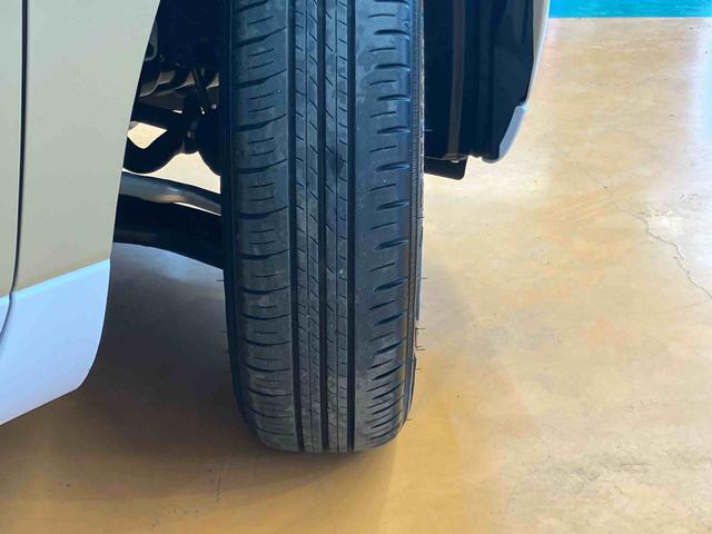 ムーヴキャンバス ストライプスＧ　衝突回避支援システム　横滑り防止装置　ホットカップホルダー　置きラクボックス　前席シートヒーター　両側電動スライドドア　チルトステアリング　運転席シートリフター　助手席シートバックポケット（14枚目）