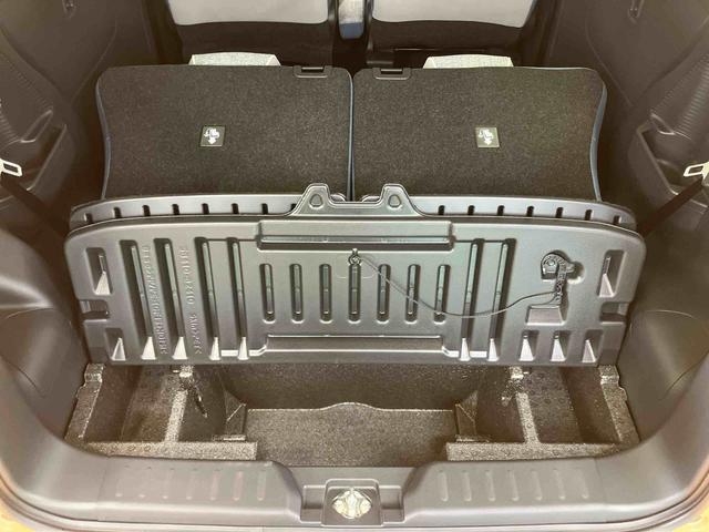 ムーヴキャンバス ストライプスＧ　衝突回避支援システム　横滑り防止装置　ホットカップホルダー　置きラクボックス　前席シートヒーター　両側電動スライドドア　チルトステアリング　運転席シートリフター　助手席シートバックポケット（34枚目）