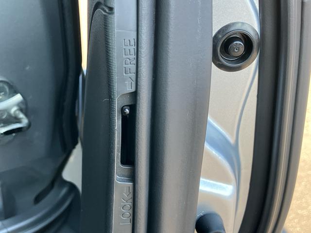 タント カスタムＲＳ　トップエディションＳＡＩＩ　ターボ　ナビ／ＴＶ／ＤＶＤ／ＢＴ／ＵＳＢ　バックカメラ　ＥＴＣ　トップシェイドガラス　ＬＥＤヘッドライト　オートライト　スマアシ　両側Ｐスラ　革巻ステアリング　キーフリー　イモビライザー　盗難防止警報（65枚目）