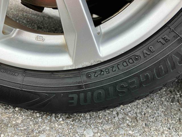 ムーヴ ＸリミテッドＩＩ　ＳＡＩＩＩ　ナビ／ＢＴ／ＴＶ／ＤＩＳＣ／バックカメラ／ステアスイッチ　前ドラレコ　ＥＴＣ　１００Ｖ電源　ＬＥＤヘッド＆フォグ　１４インチアルミ　黒内装　スマートキー　運転席シートヒーター　衝突被害軽減ブレーキ（12枚目）