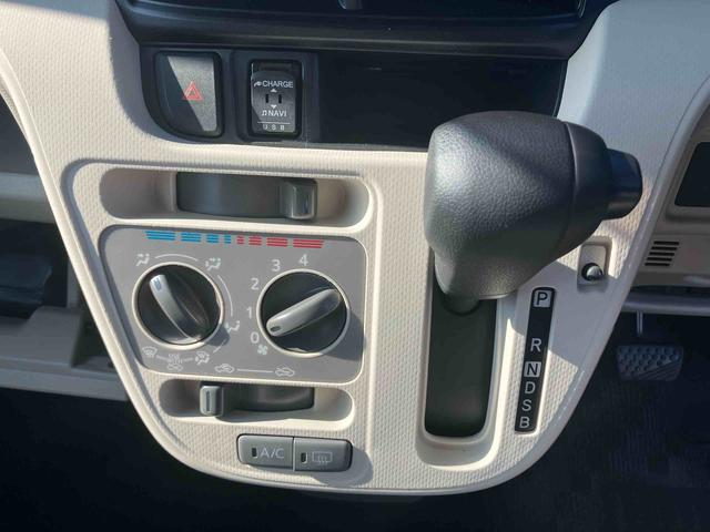 ムーヴ Ｌ　ＳＡＩＩＩ　衝突回避支援ブレーキ　ナビ　前方ドラレコ　ＥＴＣ　キーレス　電動格納ミラー　マニュアルエアコン　アイドリングストップ（5枚目）