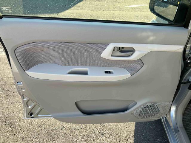 ムーヴ Ｘ　ＳＡＩＩ　ナビ／地デジ／ＢＴ／ＵＳＢ／ＤＶＤ　バックカメラ　トップシェイドガラス　オートライト　アルミホイール　オートエアコン　衝突被害軽減ブレーキ　キーフリーシステム　イモビライザー　盗難防止警報　ステリモ（61枚目）