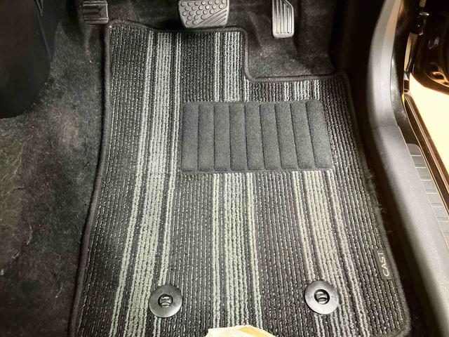 キャスト スポーツSAII 衝突被害軽減ブレーキ 横滑り防止装置 アイドリングストップ 運転席シートヒータ プッシュエンジンスタート キーフリーシステム セキュリティアラーム オーバーヘッドコンソール 助手席シートアンダートレイ(56枚目)