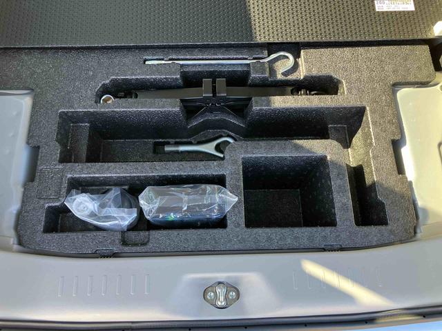 タント Ｘ　ＳＡＩＩＩ　８型ナビ／地デジ／ＤＶＤ／ＢＴ／ＵＳＢ　バックカメラ　ＥＴＣ　オートライト　オートハイビーム　左側電動スライドドア　運転席シートヒーター　オートエアコン　キーフリー　プッシュスタート　盗難防止アラーム（23枚目）