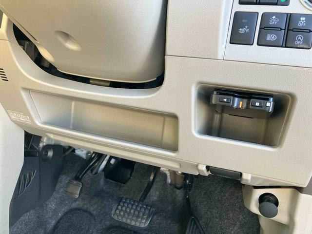 タント Ｘ　ＳＡＩＩＩ　８型ナビ／地デジ／ＤＶＤ／ＢＴ／ＵＳＢ　バックカメラ　ＥＴＣ　オートライト　オートハイビーム　左側電動スライドドア　運転席シートヒーター　オートエアコン　キーフリー　プッシュスタート　盗難防止アラーム（51枚目）