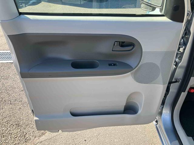 タント Ｘ　ＳＡＩＩＩ　８型ナビ／地デジ／ＤＶＤ／ＢＴ／ＵＳＢ　バックカメラ　ＥＴＣ　オートライト　オートハイビーム　左側電動スライドドア　運転席シートヒーター　オートエアコン　キーフリー　プッシュスタート　盗難防止アラーム（61枚目）