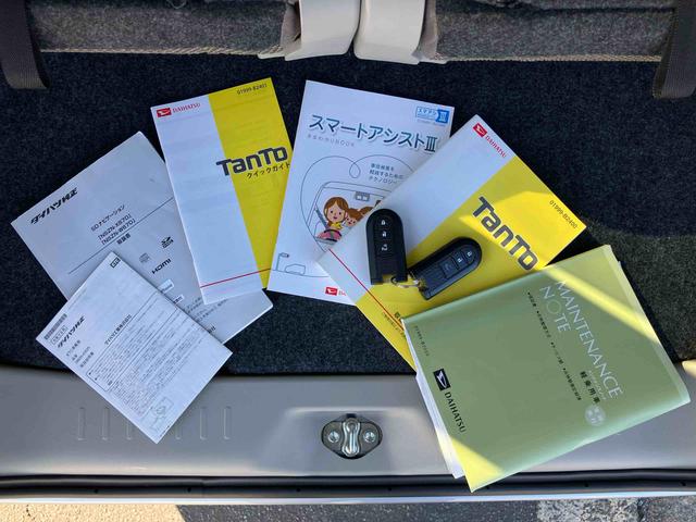 タント Ｘ　ＳＡＩＩＩ　８型ナビ／地デジ／ＤＶＤ／ＢＴ／ＵＳＢ　バックカメラ　ＥＴＣ　オートライト　オートハイビーム　左側電動スライドドア　運転席シートヒーター　オートエアコン　キーフリー　プッシュスタート　盗難防止アラーム（69枚目）