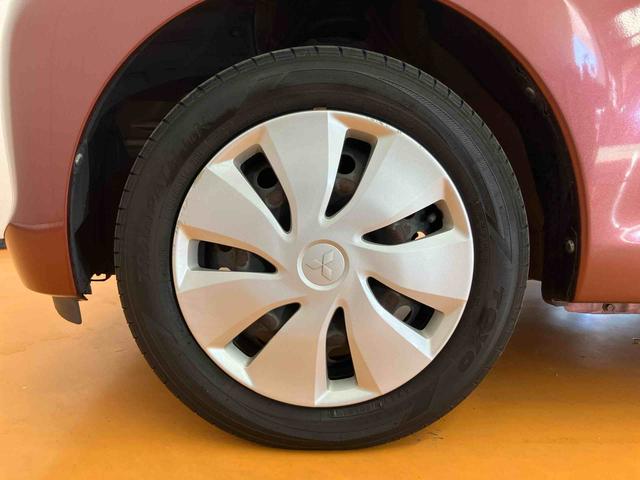 ｅＫワゴン Ｍ　ワンセグナビ　ＵＳＢ接続　キーレスエントリー　アイドリングストップ　チルトステアリング　運転席シートリフター　助手席シートアンダートレイ　シートベルトアンカーアジャスター　タッチパネル式オートエアコン（14枚目）