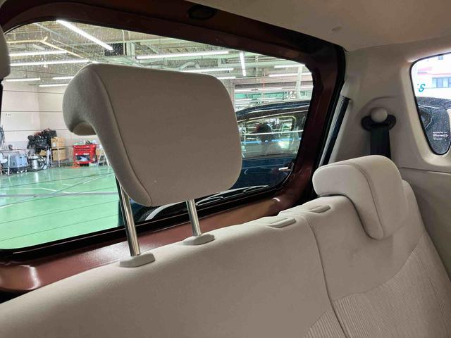 ｅＫワゴン Ｍ　ワンセグナビ　ＵＳＢ接続　キーレスエントリー　アイドリングストップ　チルトステアリング　運転席シートリフター　助手席シートアンダートレイ　シートベルトアンカーアジャスター　タッチパネル式オートエアコン（24枚目）