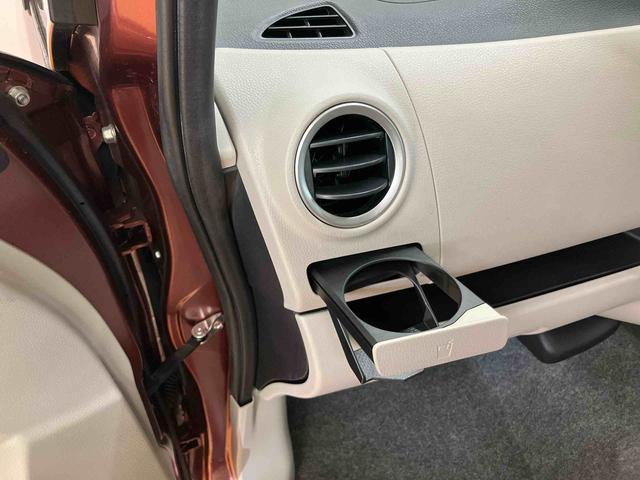 ｅＫワゴン Ｍ　ワンセグナビ　ＵＳＢ接続　キーレスエントリー　アイドリングストップ　チルトステアリング　運転席シートリフター　助手席シートアンダートレイ　シートベルトアンカーアジャスター　タッチパネル式オートエアコン（48枚目）