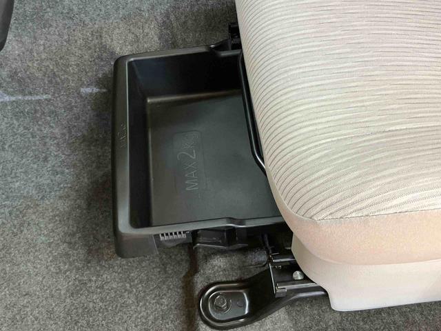 ｅＫワゴン Ｍ　ワンセグナビ　ＵＳＢ接続　キーレスエントリー　アイドリングストップ　チルトステアリング　運転席シートリフター　助手席シートアンダートレイ　シートベルトアンカーアジャスター　タッチパネル式オートエアコン（52枚目）