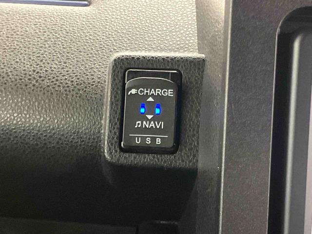 タント カスタムＸスタイルセレクション　バックカメラ連動フルセグナビ　ＵＳＢ接続　ブルートゥース対応　フロント．リヤドライブレコーダー連動　ビルトインＥＴＣ　運転席ロングスライドシート　前席シートヒーター　前後コーナーセンサー（8枚目）