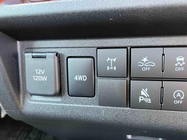 ハイゼットトラック エクストラ 4WD 電子制御式4WD 副変速機 LEDフォグランプ LED荷台灯 テールゲートチェーン リヤ4枚リーフスプリング スーパーデフロック スマートキー 電格ドアミラー コーナーセンサー 衝突被害軽減ブレーキ(4枚目)