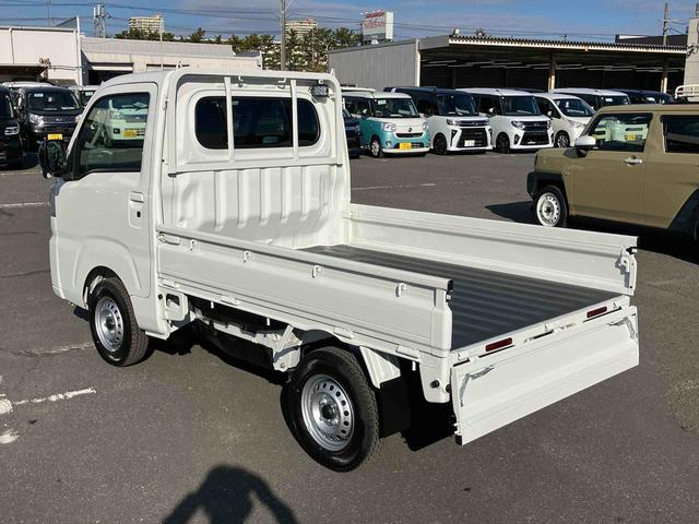 ハイゼットトラック エクストラ 4WD 電子制御式4WD 副変速機 LEDフォグランプ LED荷台灯 テールゲートチェーン リヤ4枚リーフスプリング スーパーデフロック スマートキー 電格ドアミラー コーナーセンサー 衝突被害軽減ブレーキ(26枚目)