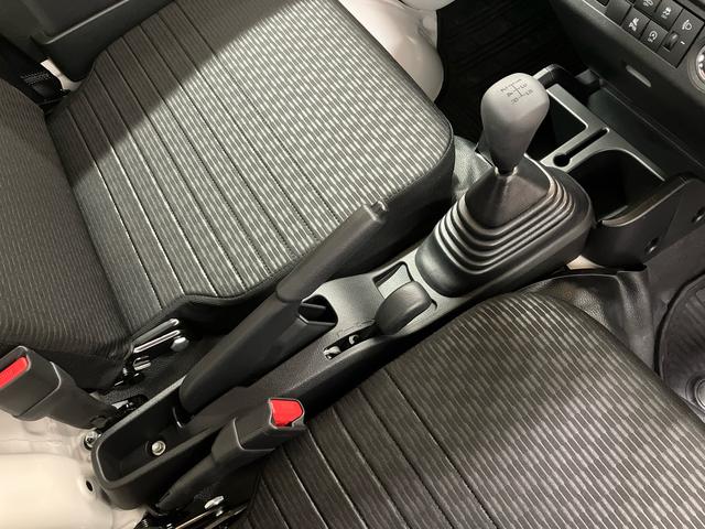 ハイゼットトラック エクストラ 4WD 電子制御式4WD 副変速機 LEDフォグランプ LED荷台灯 テールゲートチェーン リヤ4枚リーフスプリング スーパーデフロック スマートキー 電格ドアミラー コーナーセンサー 衝突被害軽減ブレーキ(38枚目)