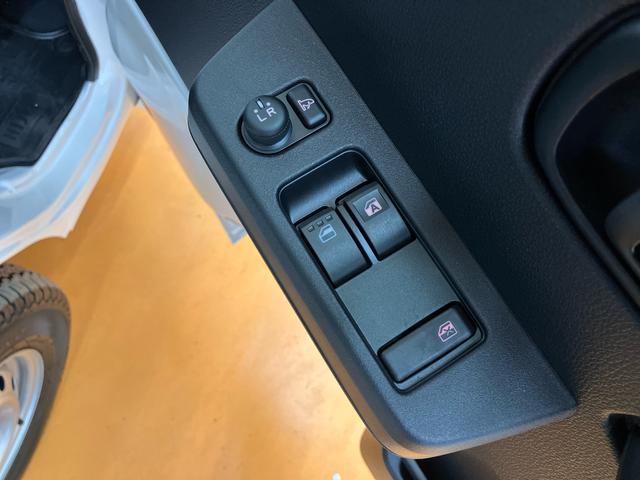 ハイゼットトラック エクストラ 4WD 電子制御式4WD 副変速機 LEDフォグランプ LED荷台灯 テールゲートチェーン リヤ4枚リーフスプリング スーパーデフロック スマートキー 電格ドアミラー コーナーセンサー 衝突被害軽減ブレーキ(42枚目)