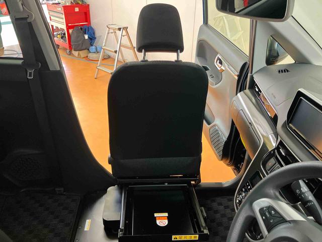 ムーヴ フロントシートリフト カスタムXリミテッドII SAIII パノラマカメラ連動フルセグナビ USB接続 ブルートゥース対応 フロント.リヤドライブレコーダー連動 ETC オートライト オートハイビーム LEDヘッドライト チルトステアリング 運転席シートリフタ(4枚目)