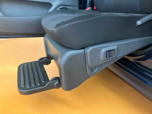 ムーヴ フロントシートリフト カスタムXリミテッドII SAIII パノラマカメラ連動フルセグナビ USB接続 ブルートゥース対応 フロント.リヤドライブレコーダー連動 ETC オートライト オートハイビーム LEDヘッドライト チルトステアリング 運転席シートリフタ(6枚目)