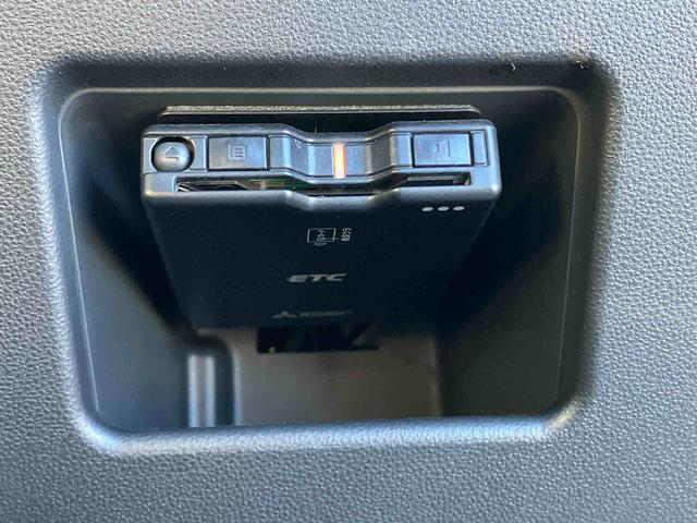 ムーヴキャンバス ＧメイクアップＶＳ　ＳＡＩＩＩ　８型ナビ／ＴＶ／ＤＶＤ／ＢＴ／ＵＳＢ　全周囲カメラ　前後ドラレコ　ＥＴＣ　前後コーナーセンサー　運転席シートヒーター　ＬＥＤヘッドライト　オートライト　オートハイビーム　スマアシ　キーフリーシステム（7枚目）